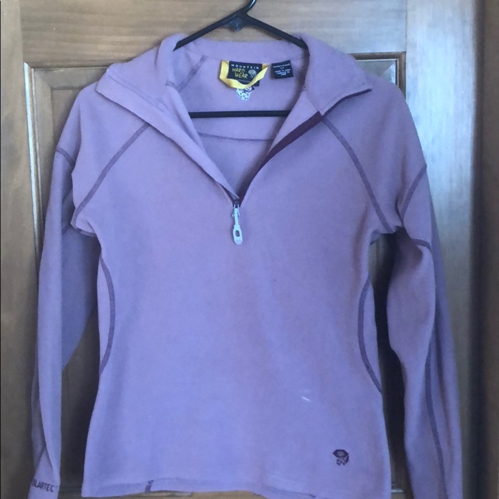 Mountain hardware pullover!